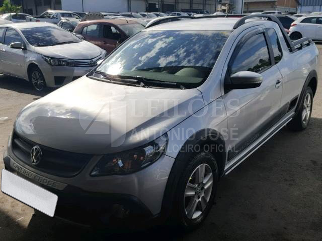LOTE 036 - VOLKSWAGEN SAVEIRO CE CROSS 1.6 TOTALFLEX 2012
