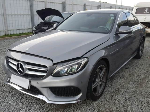 LOTE 046  Mercedes-Benz C 200 Avantgarde