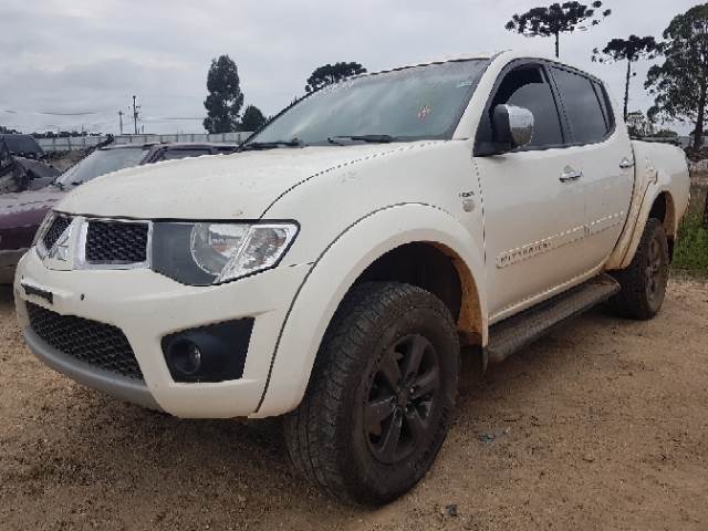 LOTE 048 MITSUBISHI L200 TRITON HPE 