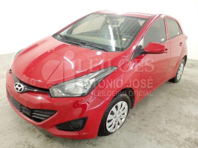 LOTE 030 - HYUNDAI HB20S 1.0 Comfort Plus 2015