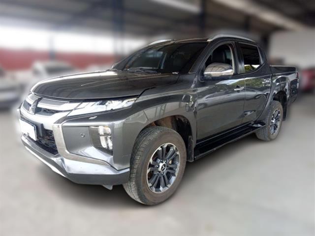 LOTE 068 MITSUBISHI TRITON SPORT HPE S