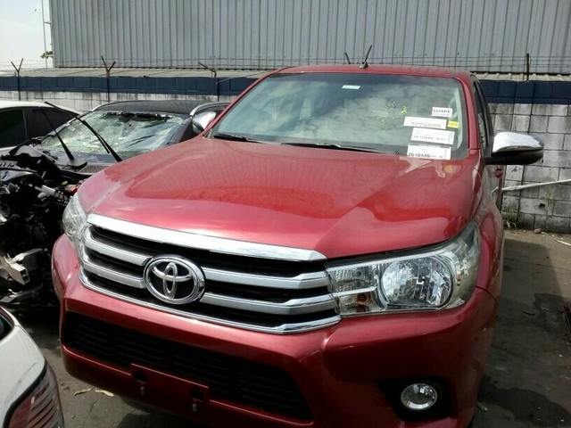 LOTE 067 Toyota Hilux 2.7 CD SRV 4x4