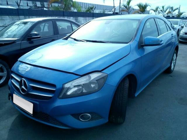 LOTE 075 Mercedes-Benz Classe A 200 Style 1.6 DCT Turbo 2015