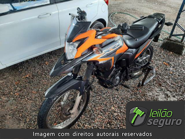 LOTE 046 - HONDA XRE 190 FLEXONE 2019