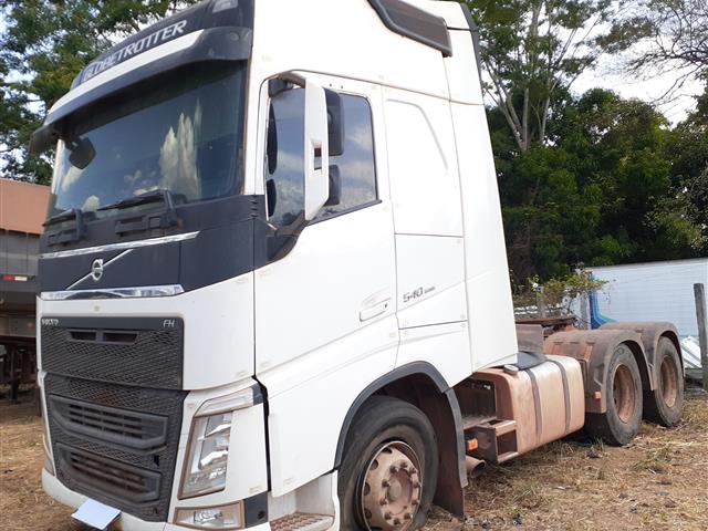 LOTE 074 FH 540 6X4T 2021/2021