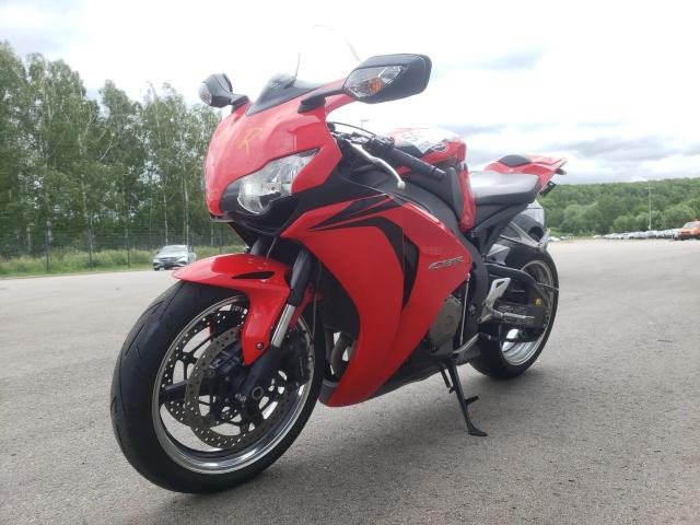 LOTE 013 Honda CBR 900RR 